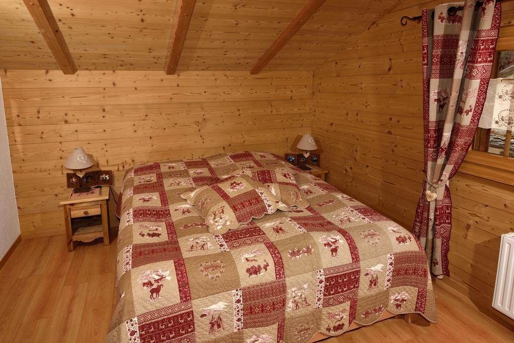 Hotel Les Mélèzes Les Haudères Chambre photo