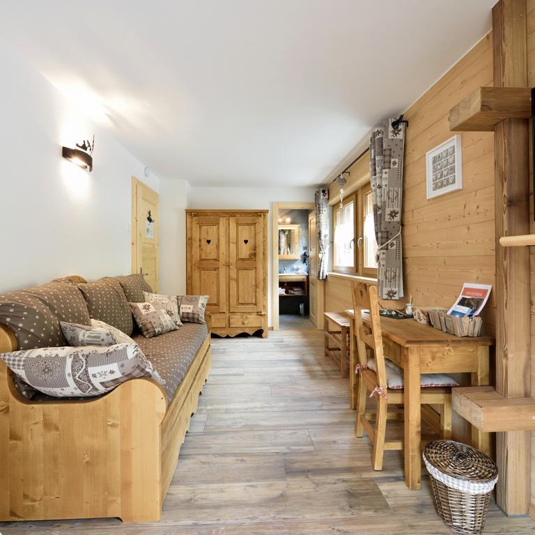 Hotel Les Mélèzes Les Haudères Chambre photo