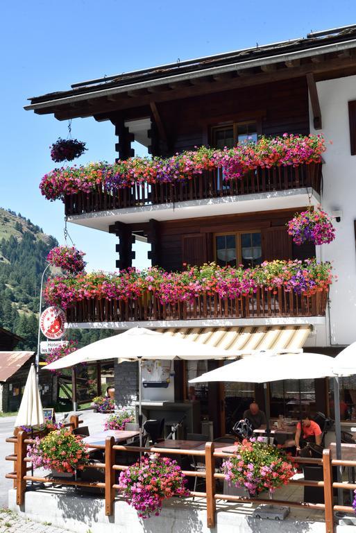 Hotel Les Mélèzes Les Haudères Extérieur photo